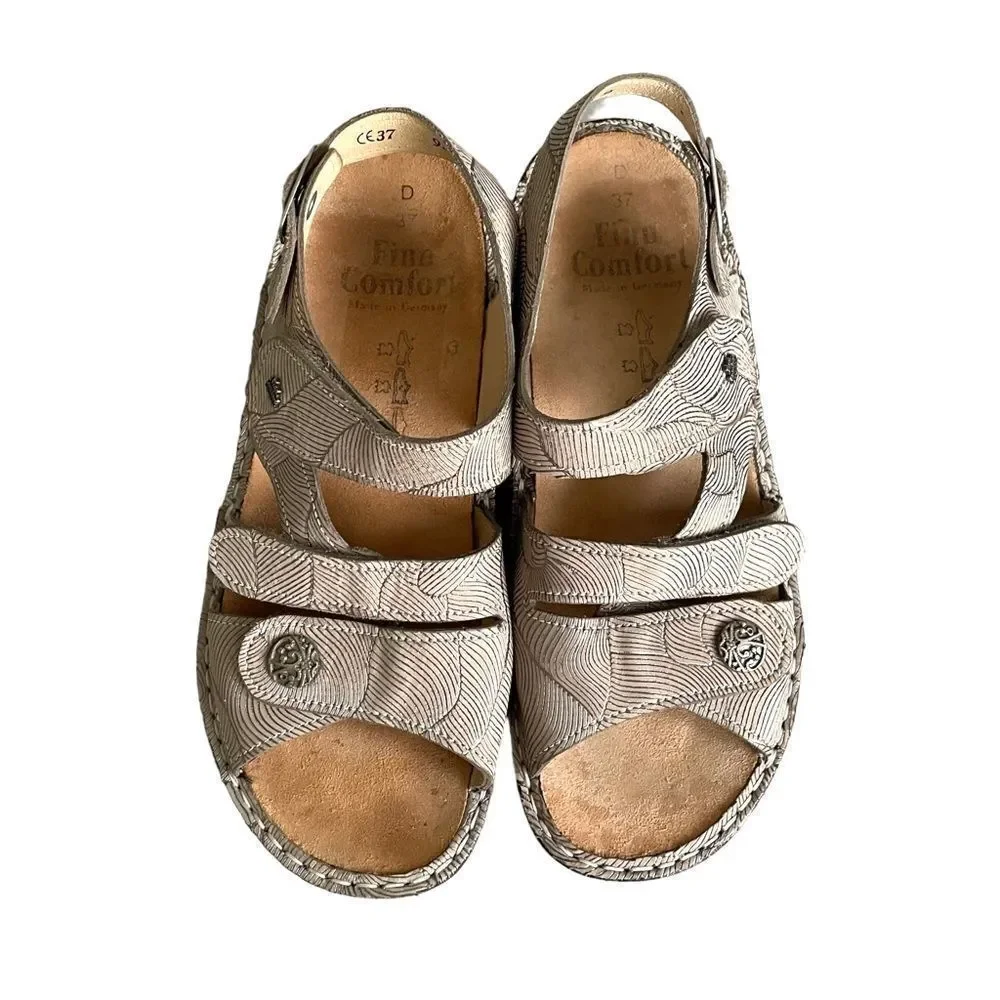 FINN COMFORT Gomera Leather Velcro Strap Sandals Tan Sand 37
